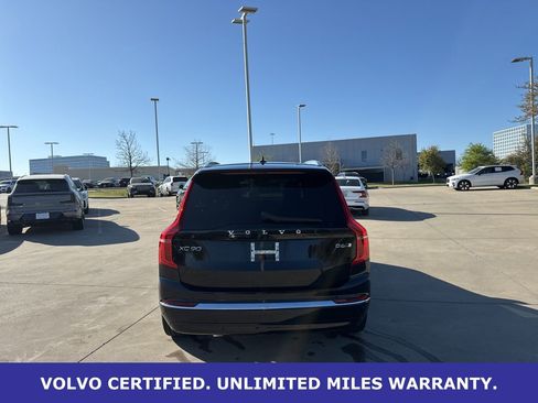 Certified 2023 Volvo XC90 B6 Plus image 6