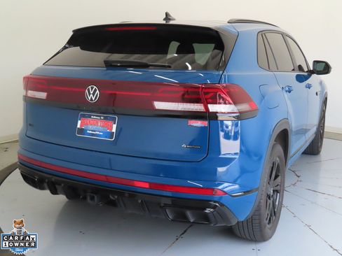 Used 2025 Volkswagen Atlas Cross Sport SEL R-Line AWD/4WD image 3