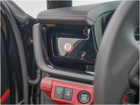 New 2025 Porsche Panamera 4 image 26