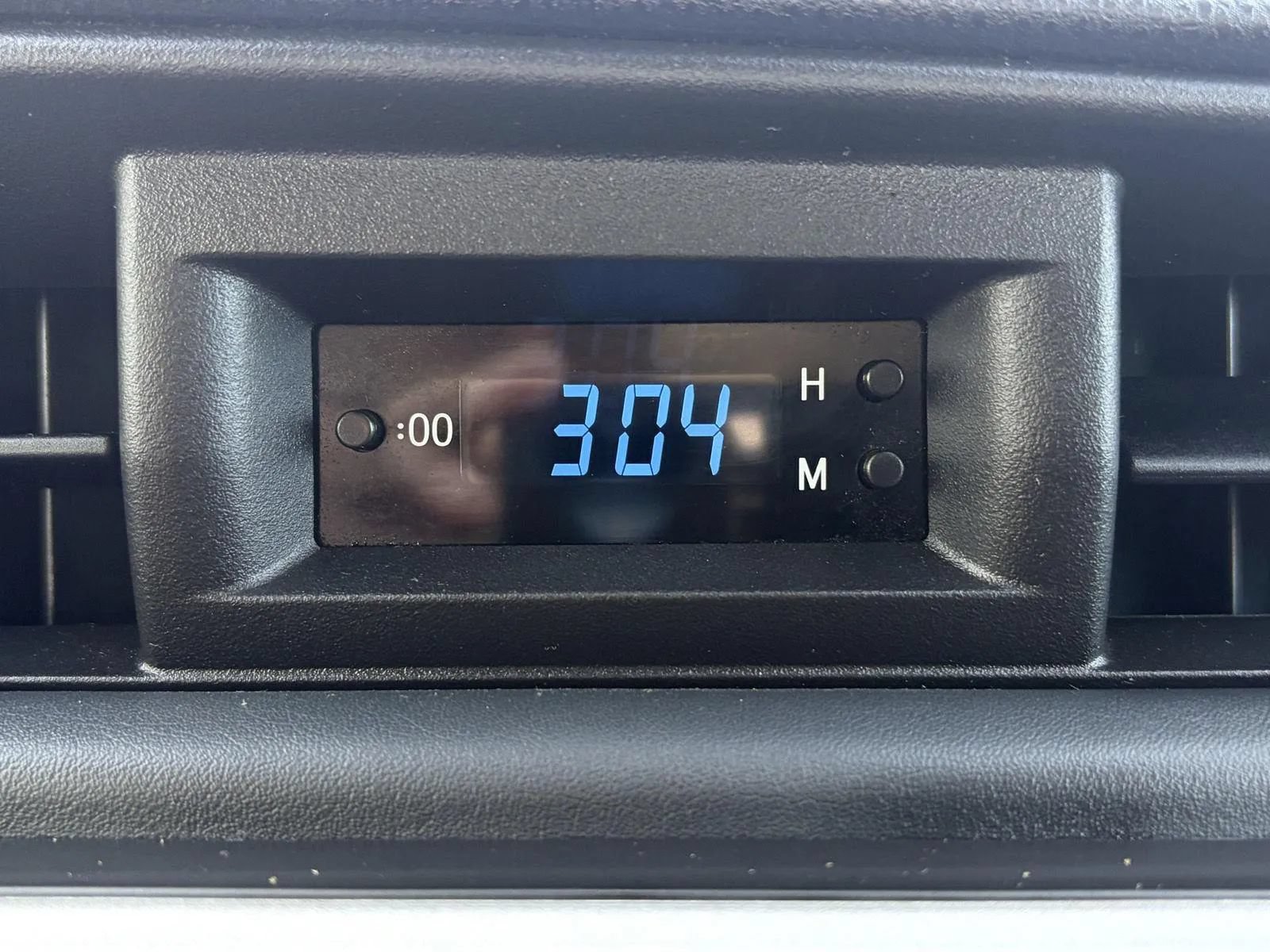 Used 2018 Toyota Corolla LE FWD image 23
