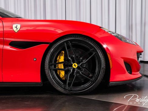 Used 2019 Ferrari Portofino image 29