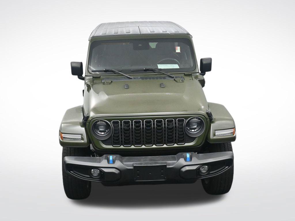 Used 2024 Jeep Wrangler Unlimited w/ Convenience Group AWD/4WD image 22