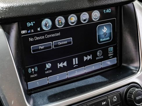 Used 2019 Chevrolet Suburban Premier RWD image 37