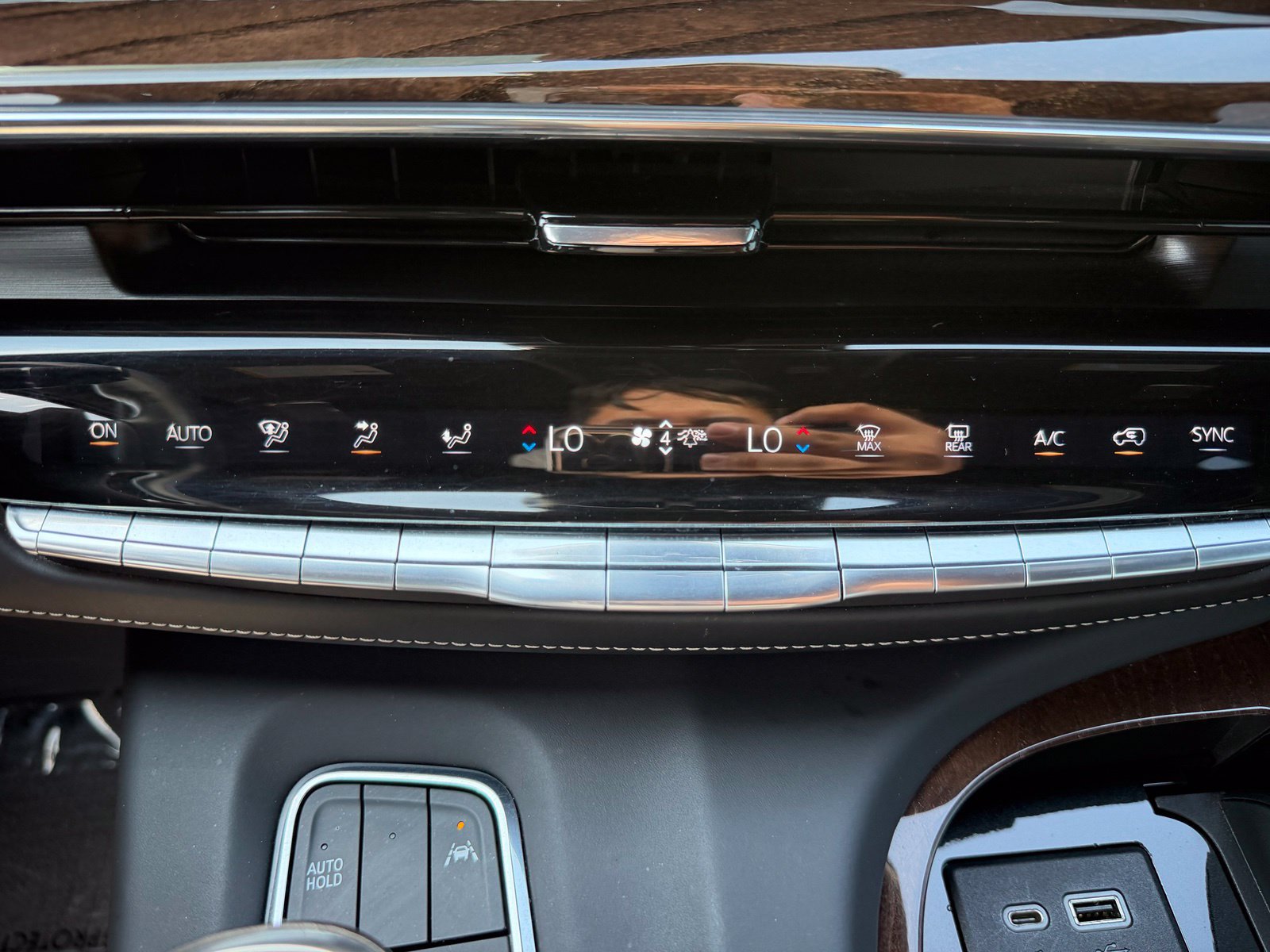 Used 2021 Cadillac Escalade Sport Platinum AWD/4WD image 19