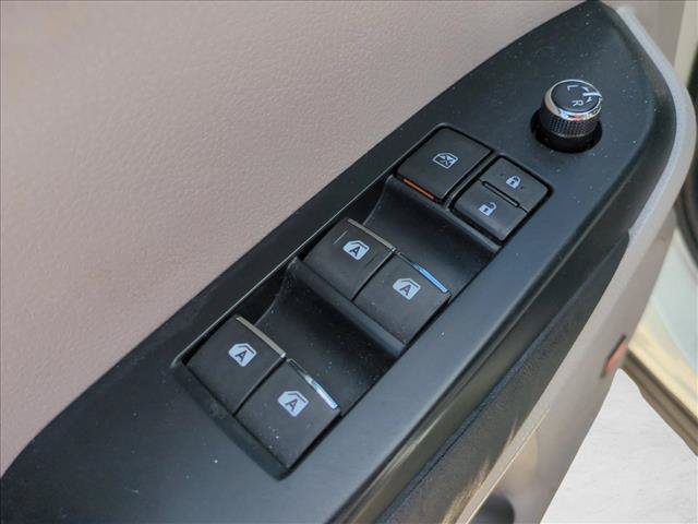 Used 2016 Toyota Highlander Limited Platinum AWD/4WD image 10