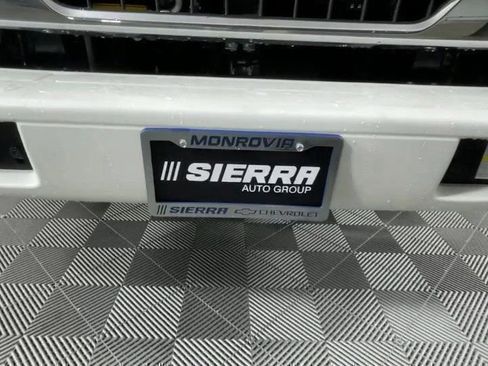 New 2025 Chevrolet Low Cab Forward image 10