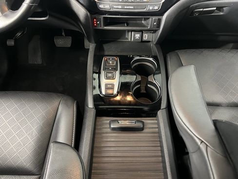 Used 2019 Honda Passport Touring image 17