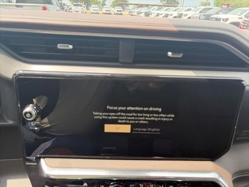 New 2026 GMC Sierra 1500 Denali w/ Denali Reserve Package AWD/4WD image 22