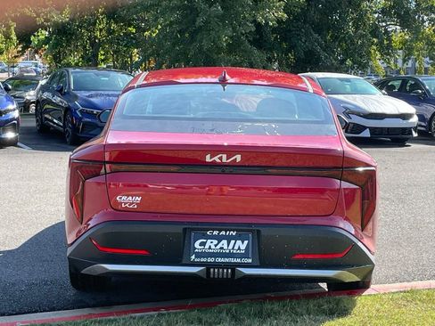 New 2025 Kia K4 EX image 8