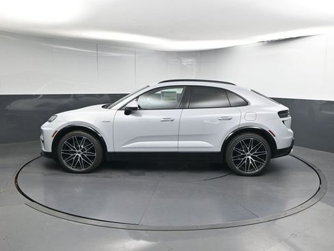 New 2025 Porsche Macan Turbo Electric AWD/4WD image 2