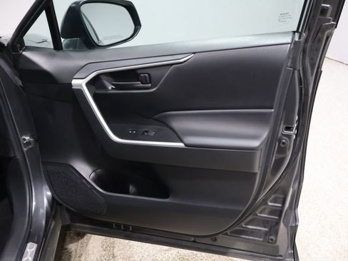 Certified 2023 Toyota RAV4 LE image 24