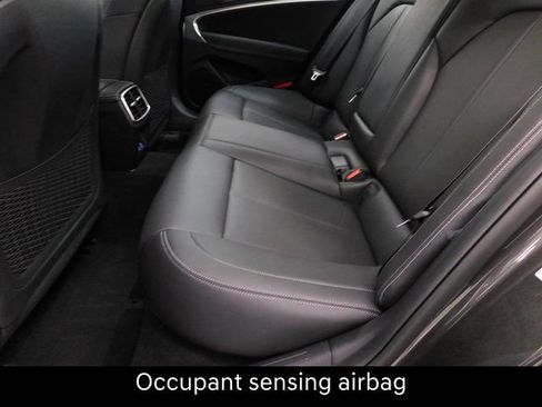 Used 2026 Genesis G70 2.5T image 24