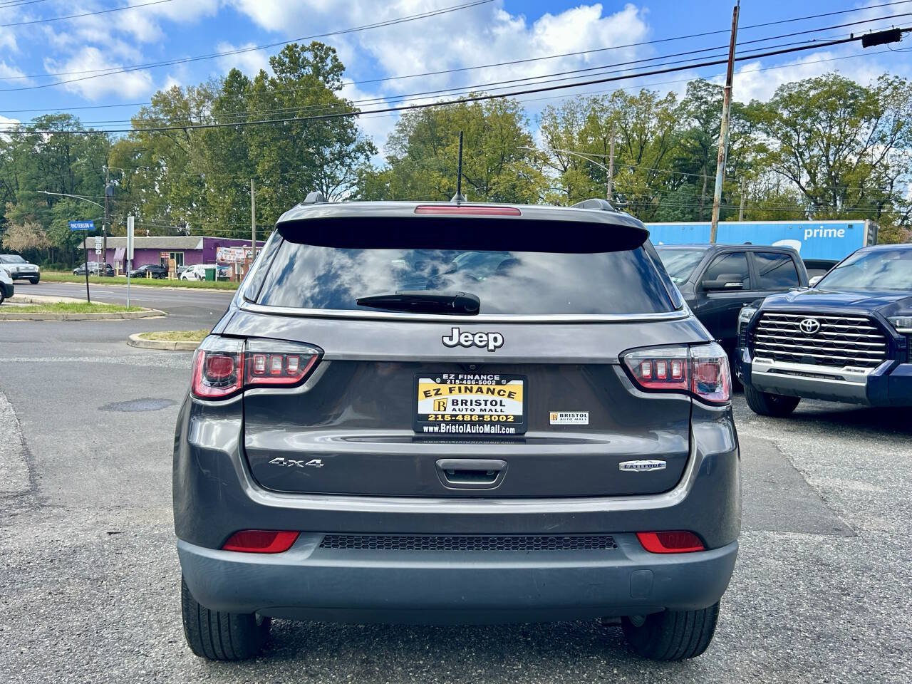 Used 2018 Jeep Compass Latitude w/ Cold Weather Group AWD/4WD image 5