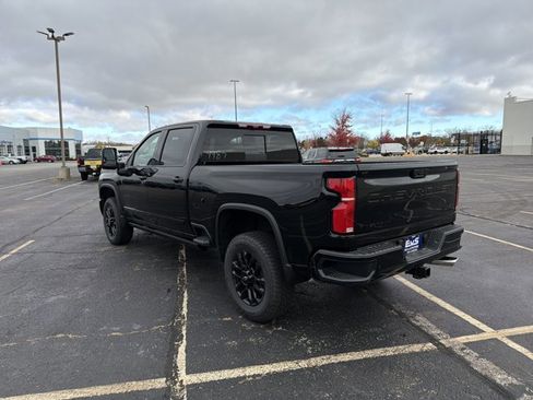New 2026 Chevrolet Silverado 3500 High Country w/ Midnight Edition image 7