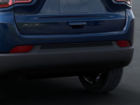 New 2026 Jeep Compass Latitude AWD/4WD image 13