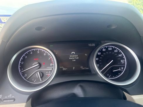 Used 2023 Toyota Camry XLE FWD image 11