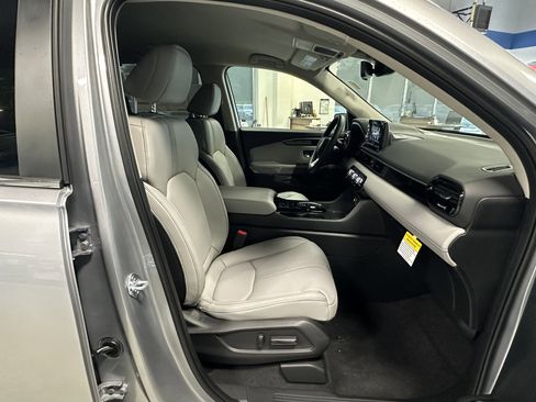 New 2025 Honda Pilot EX-L image 22