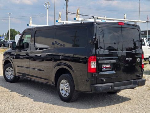 Used 2014 Nissan NV 2500 SV w/ Technology Package image 12