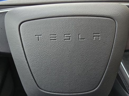 Used 2026 Tesla Model Y Long Range image 28