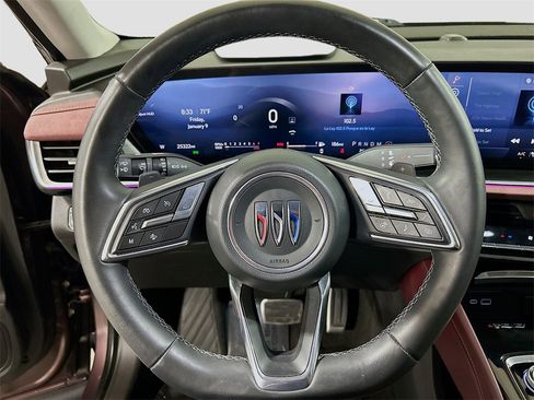 Used 2025 Buick Envision Sport Touring image 9