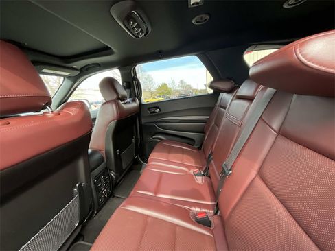 Used 2024 Dodge Durango GT image 11
