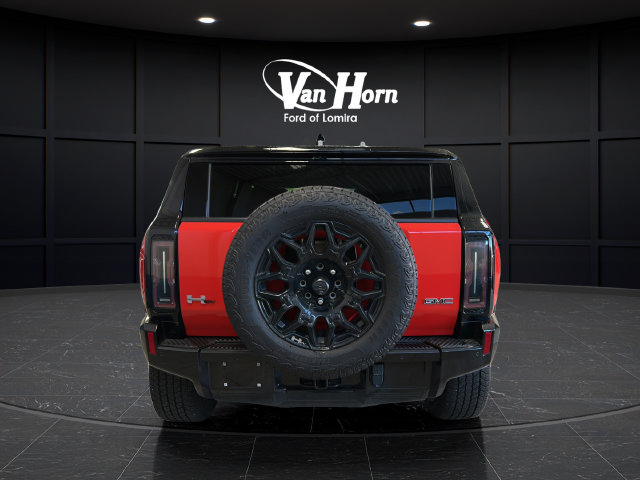 Used 2025 GMC Hummer EV 2X AWD/4WD image 4