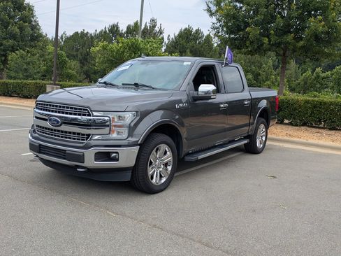 Used 2018 Ford F150 Lariat w/ Equipment Group 502A Luxury AWD/4WD image 8