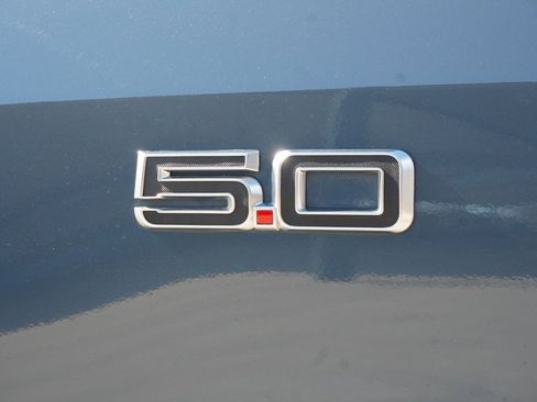 Used 2024 Ford Mustang GT Premium image 8