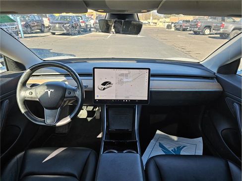 Used 2018 Tesla Model 3 Long Range image 5