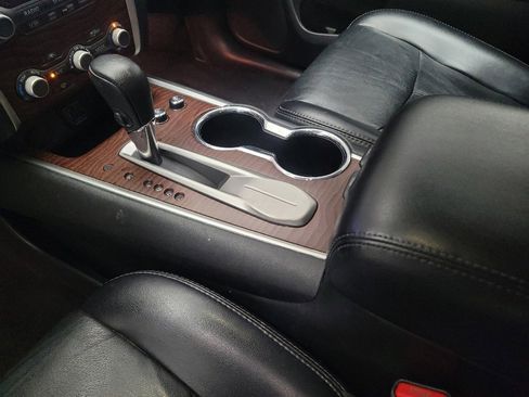 Used 2018 Nissan Pathfinder Platinum image 26