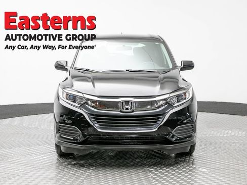 Used 2022 Honda HR-V LX image 2