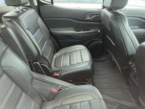 Used 2022 GMC Acadia Denali w/ Black Diamond Edition FWD image 12