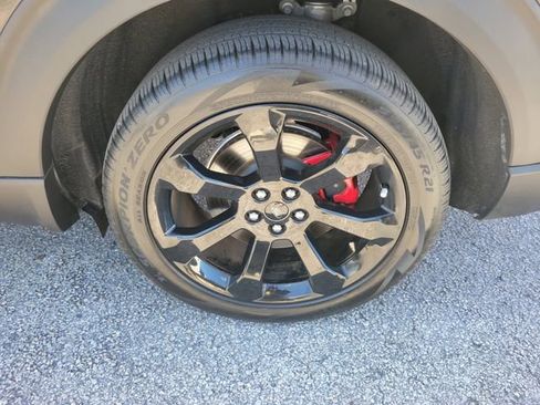 Used 2023 Ford Explorer ST w/ Equipment Group 401A image 7