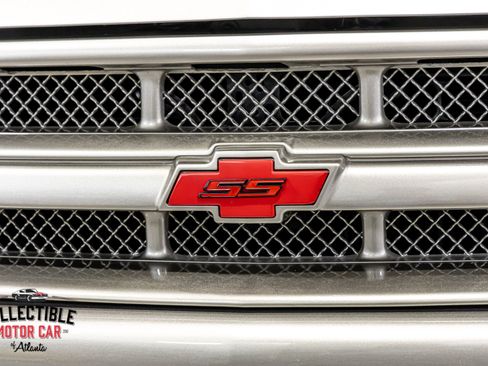 Used 2000 Chevrolet S10 Pickup LS w/ Preferred Equipment Group RWD image 44