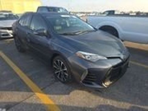Used 2019 Toyota Corolla SE image 1