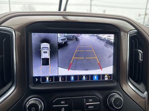 Used 2020 Chevrolet Silverado 1500 High Country w/ Technology Package image 26