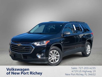 Used 2021 Chevrolet Traverse LT