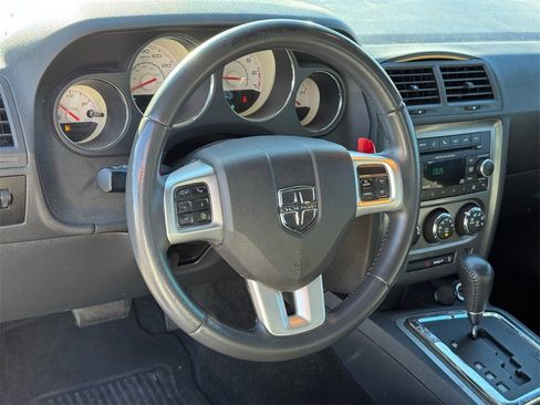 Used 2013 Dodge Challenger R/T Plus image 14