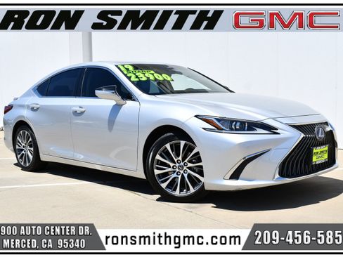 Used 2019 Lexus ES 300h w/ Premium Package FWD image 1