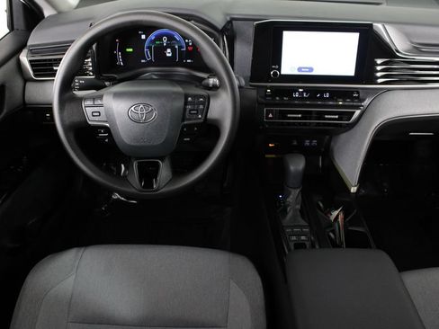 Used 2026 Toyota Camry LE FWD image 6