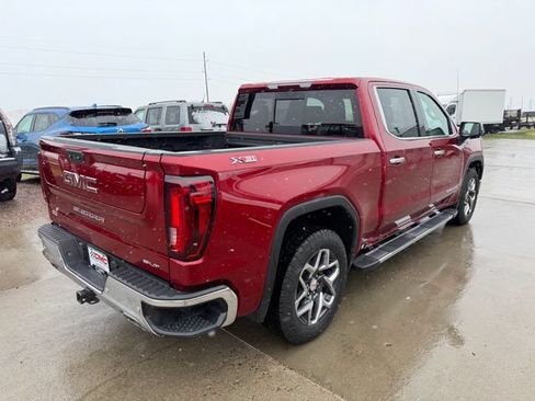 Used 2023 GMC Sierra 1500 SLT w/ SLT Premium Plus Package AWD/4WD image 8