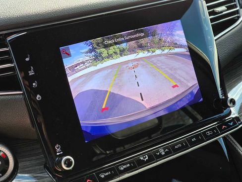 Used 2022 Jeep Wagoneer Series III w/ Flexible Seating Group image 29