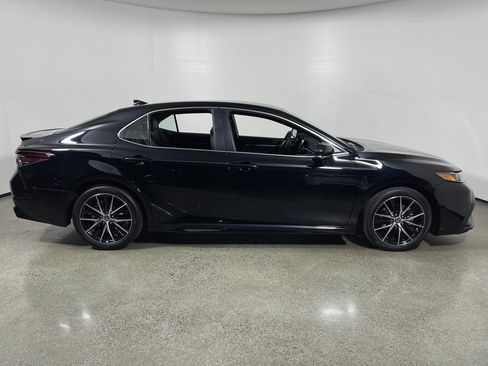 Certified 2023 Toyota Camry SE w/ Convenience Package FWD image 2