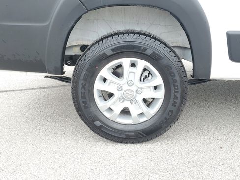 New 2025 RAM ProMaster 1500 w/ Quick Order Package 22G SLT image 5