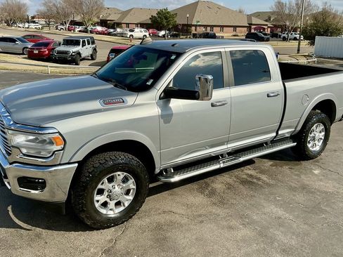 Used 2022 RAM 2500 Laramie w/ Chrome Appearance Group image 5