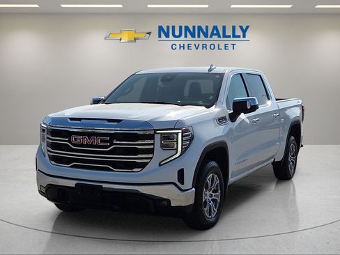 Certified 2024 GMC Sierra 1500 SLT AWD/4WD image 1