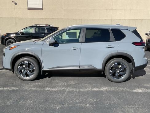 New 2026 Nissan Rogue SV w/ SV Premium Package image 8
