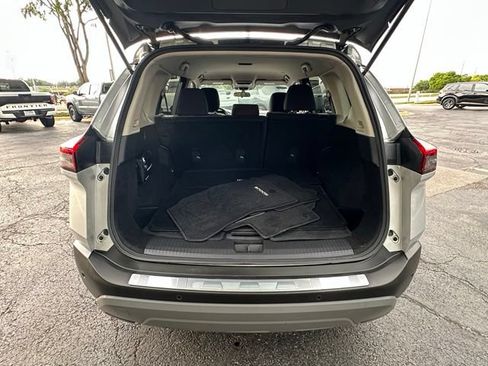 Certified 2023 Nissan Rogue SV AWD/4WD image 14