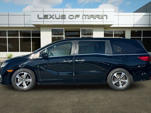 Used 2019 Honda Odyssey Touring image 2