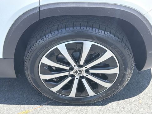 Used 2021 Mercedes-Benz GLB 250 image 31